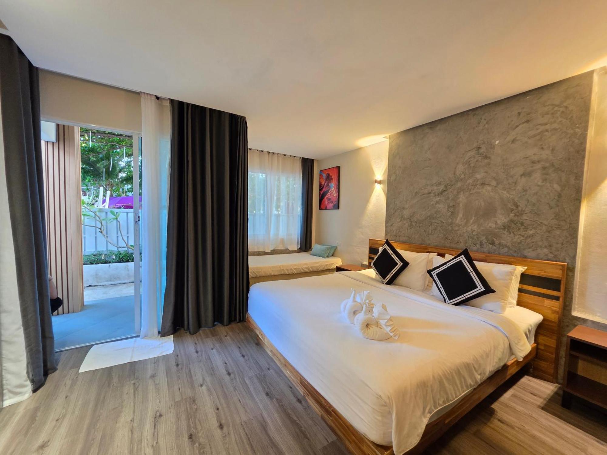 Tt Naiyang Beach Phuket Nai Yang Exterior photo